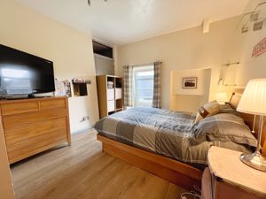 Photo 10- click for photo gallery